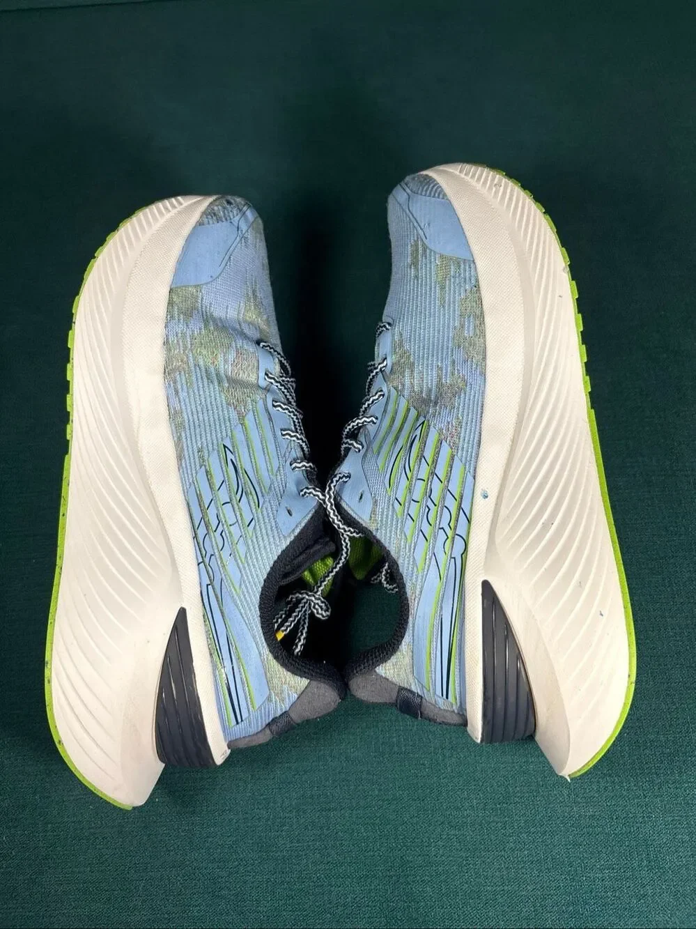 Saucony Endorphin Shift 3 Womens 8.5 Running Shoes Sky Blue Acid Lime S10813-35